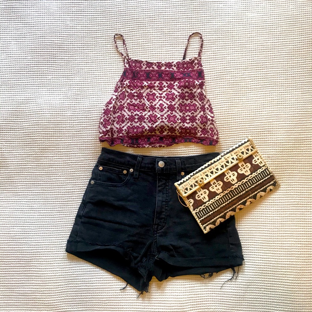 Brandy Melville crop top